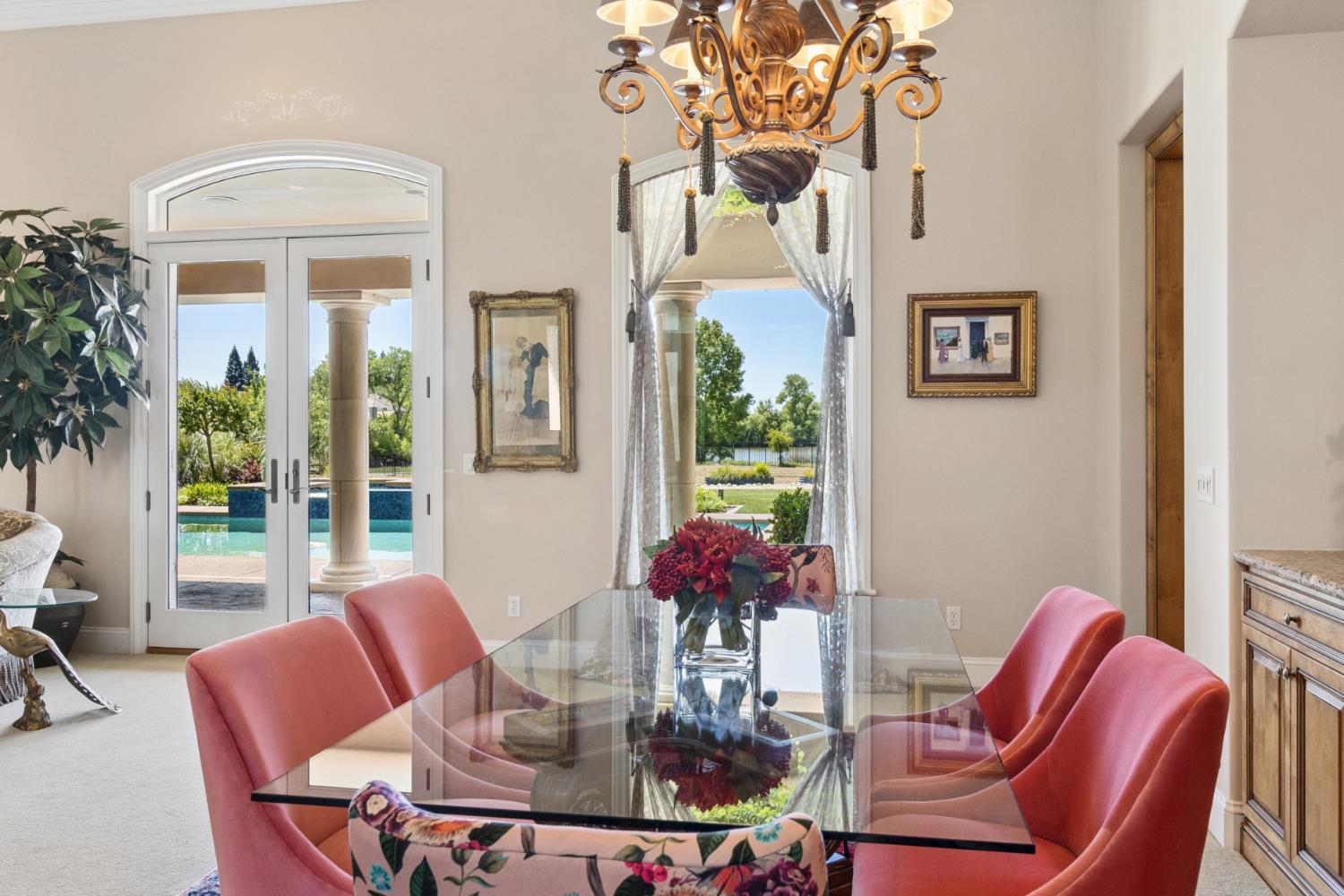 Sacramento, California, 95830, United States, 4 Bedrooms Bedrooms, ,4 BathroomsBathrooms,Residential,Active,2045041