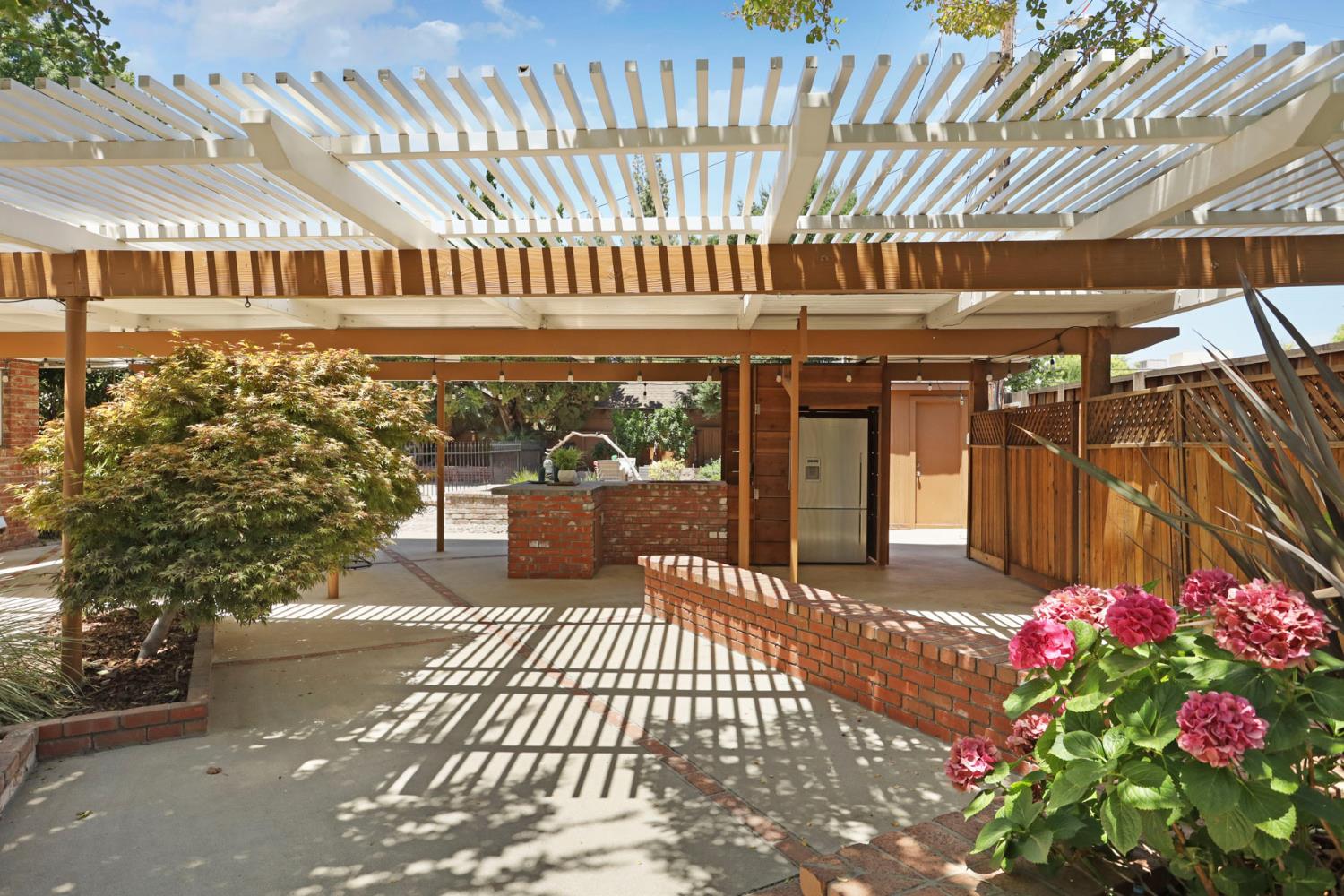 Modesto, California, 95350, United States, 4 Bedrooms Bedrooms, ,3 BathroomsBathrooms,Residential,Active,1877804