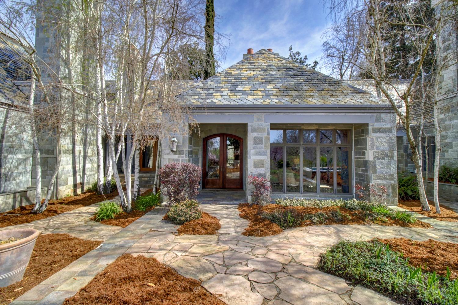 Sacramento, California, 95827, United States, 6 Bedrooms Bedrooms, ,7 BathroomsBathrooms,Residential,Active,1898041