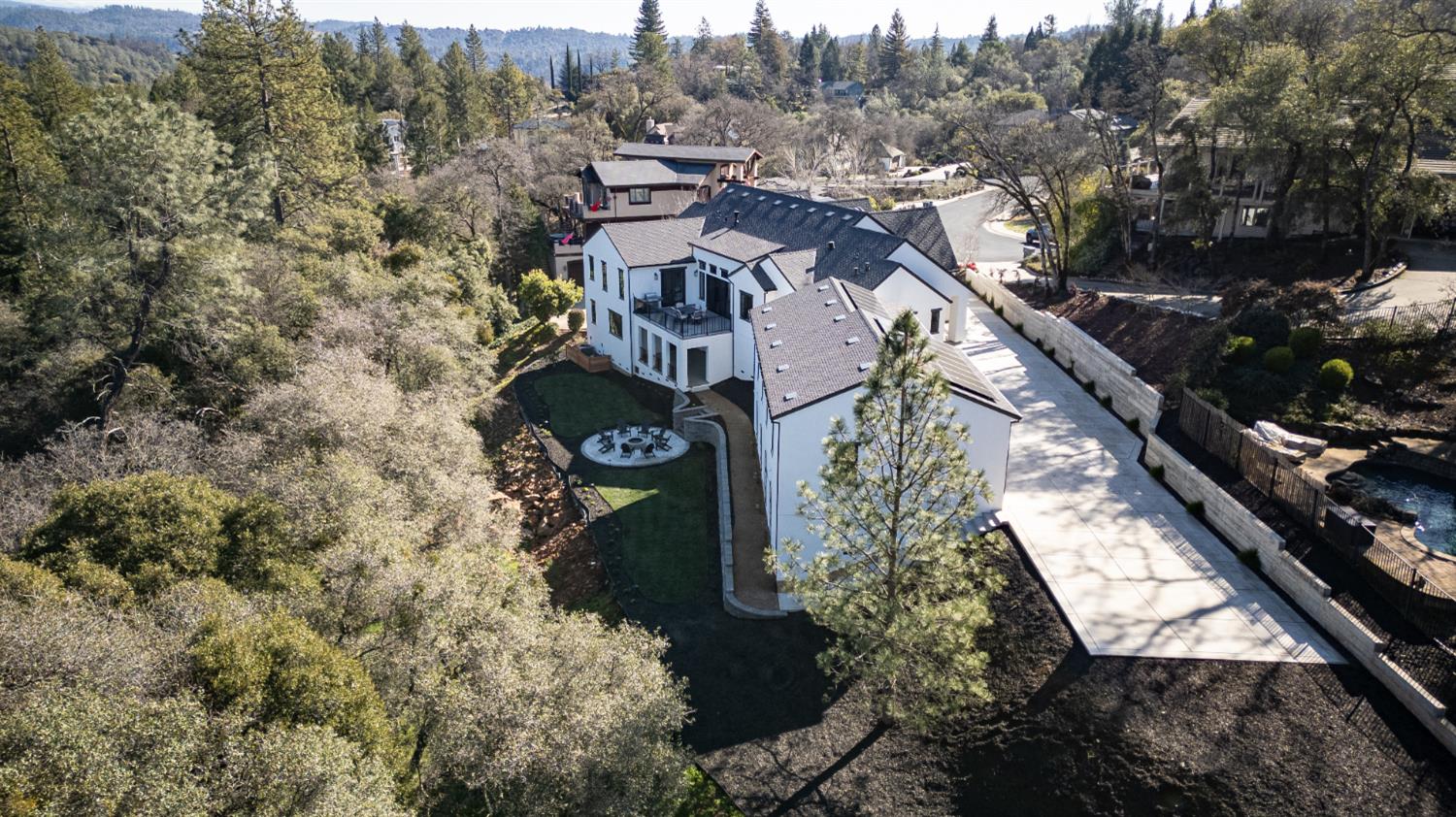 Auburn, California, 95603, United States, 4 Bedrooms Bedrooms, ,4 BathroomsBathrooms,Residential,Active,2017471