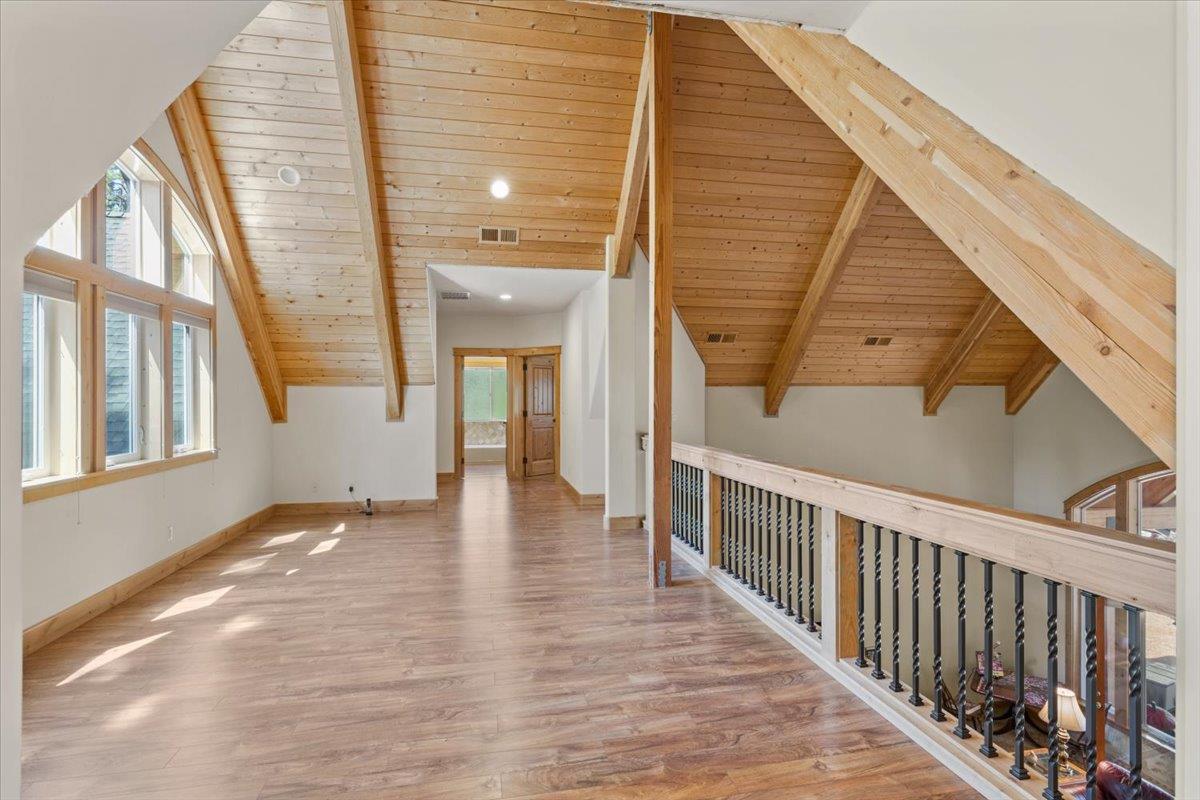 Nevada City, California, 95959, United States, 3 Bedrooms Bedrooms, ,4 BathroomsBathrooms,Residential,Active,1893237