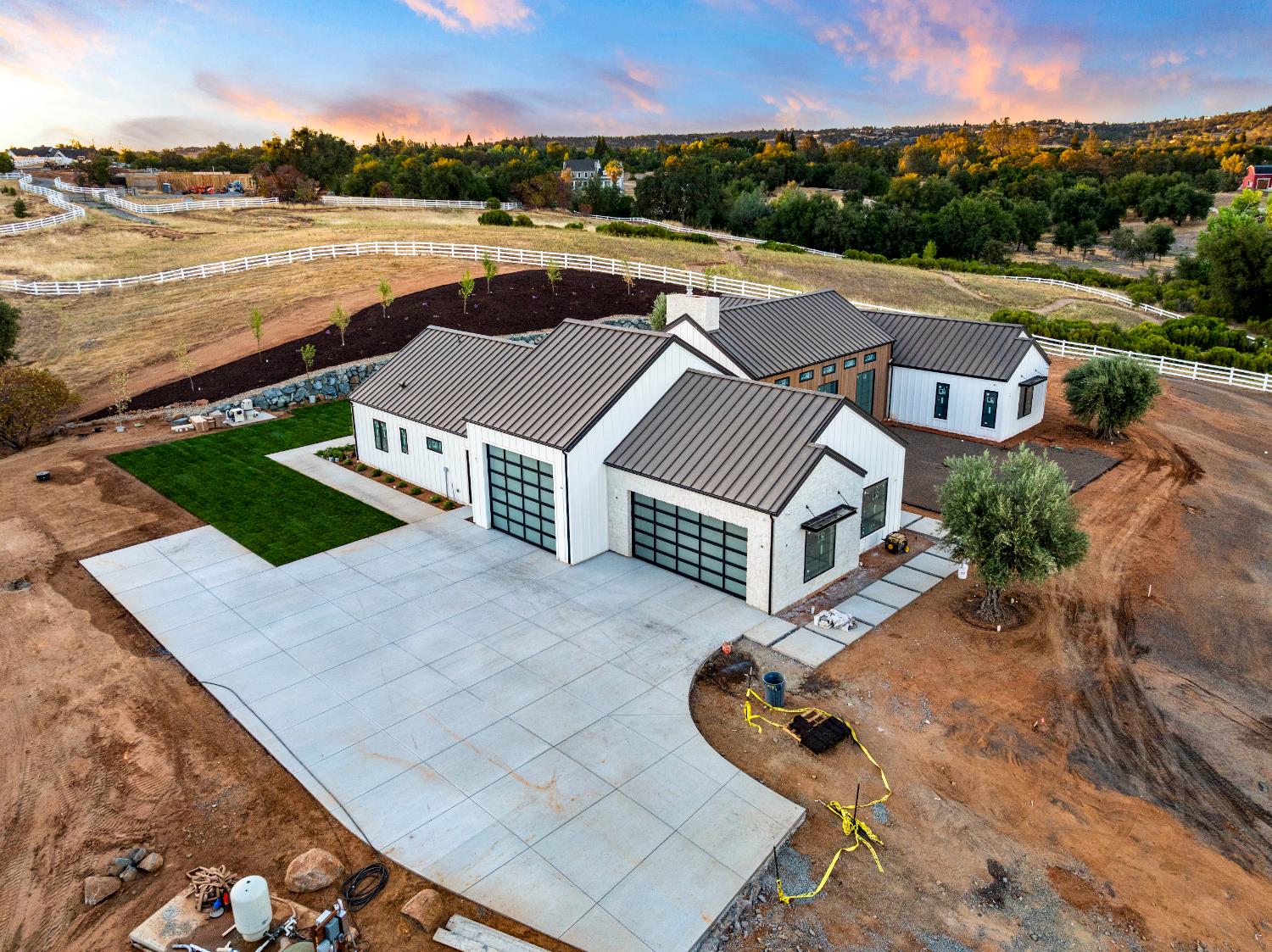 Newcastle, California, 95658, United States, 4 Bedrooms Bedrooms, ,6 BathroomsBathrooms,Residential,Active,1920280