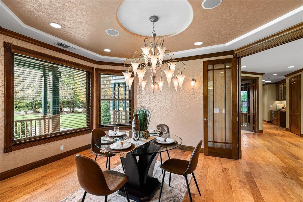 Ripon, California, 95366, United States, 3 Bedrooms Bedrooms, ,5 BathroomsBathrooms,Residential,Active,1808206