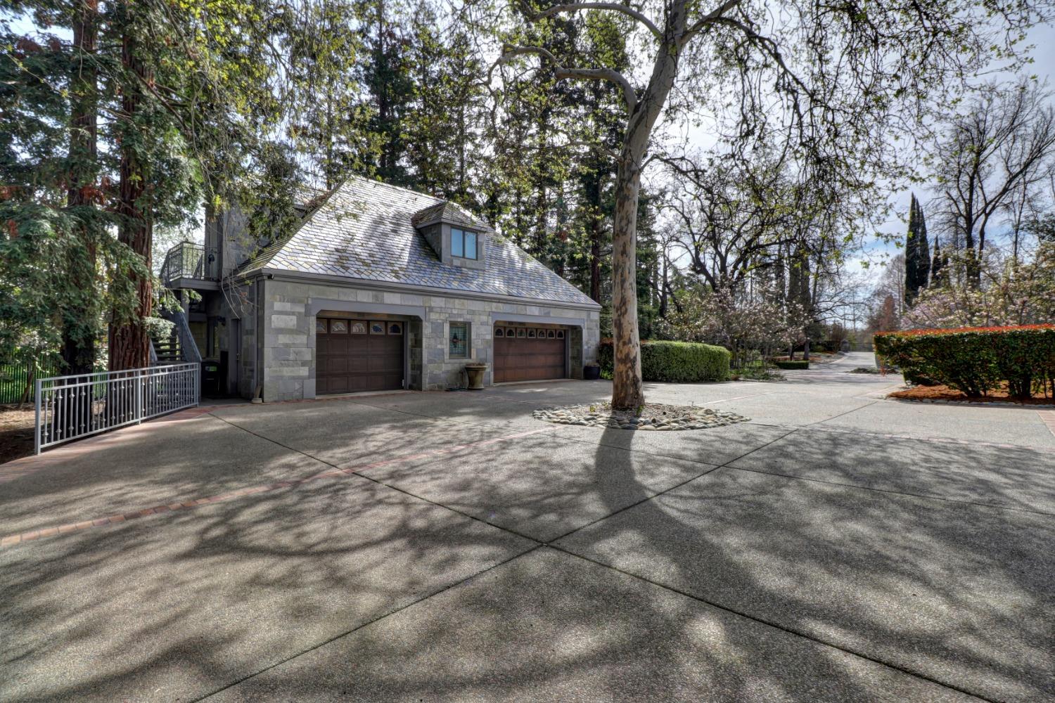Sacramento, California, 95827, United States, 6 Bedrooms Bedrooms, ,7 BathroomsBathrooms,Residential,Active,1898041