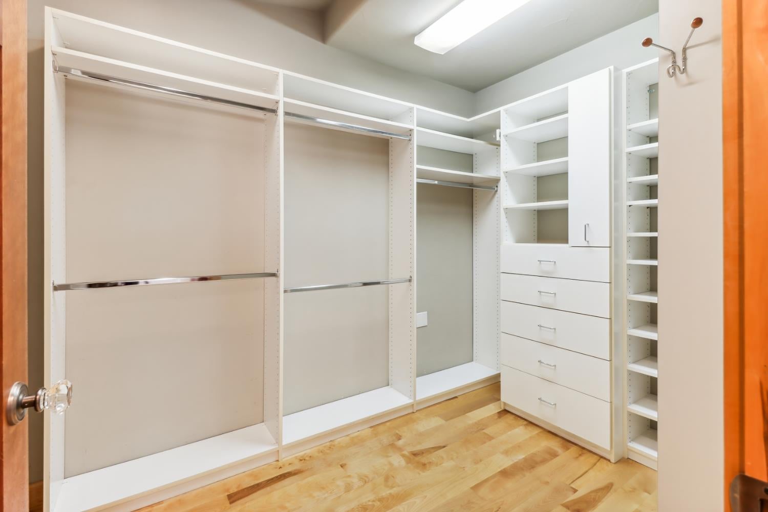 Davis, California, 95616, United States, ,5 BathroomsBathrooms,Residential,Active,1843441