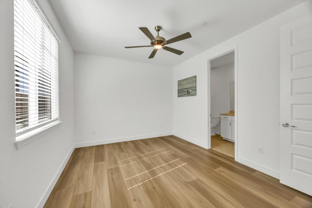 Folsom, California, 95630, United States, 4 Bedrooms Bedrooms, ,3 BathroomsBathrooms,Residential,Active,1922343