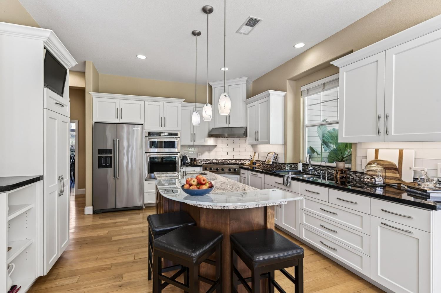 Davis, California, 95618, United States, 3 Bedrooms Bedrooms, ,4 BathroomsBathrooms,Residential,Active,2030523