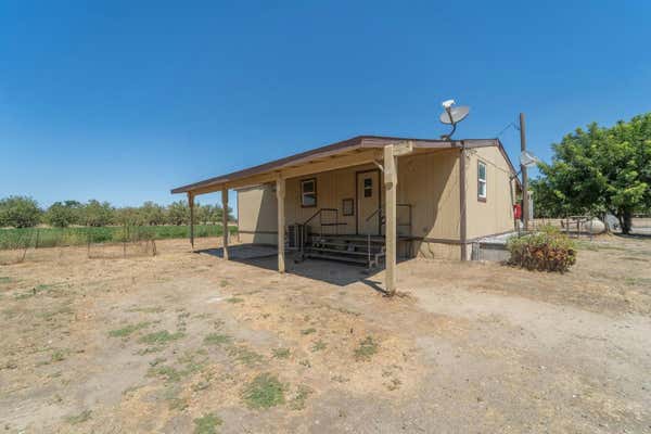 13775 ROSE AVE, LIVINGSTON, CA 95334, photo 4 of 31