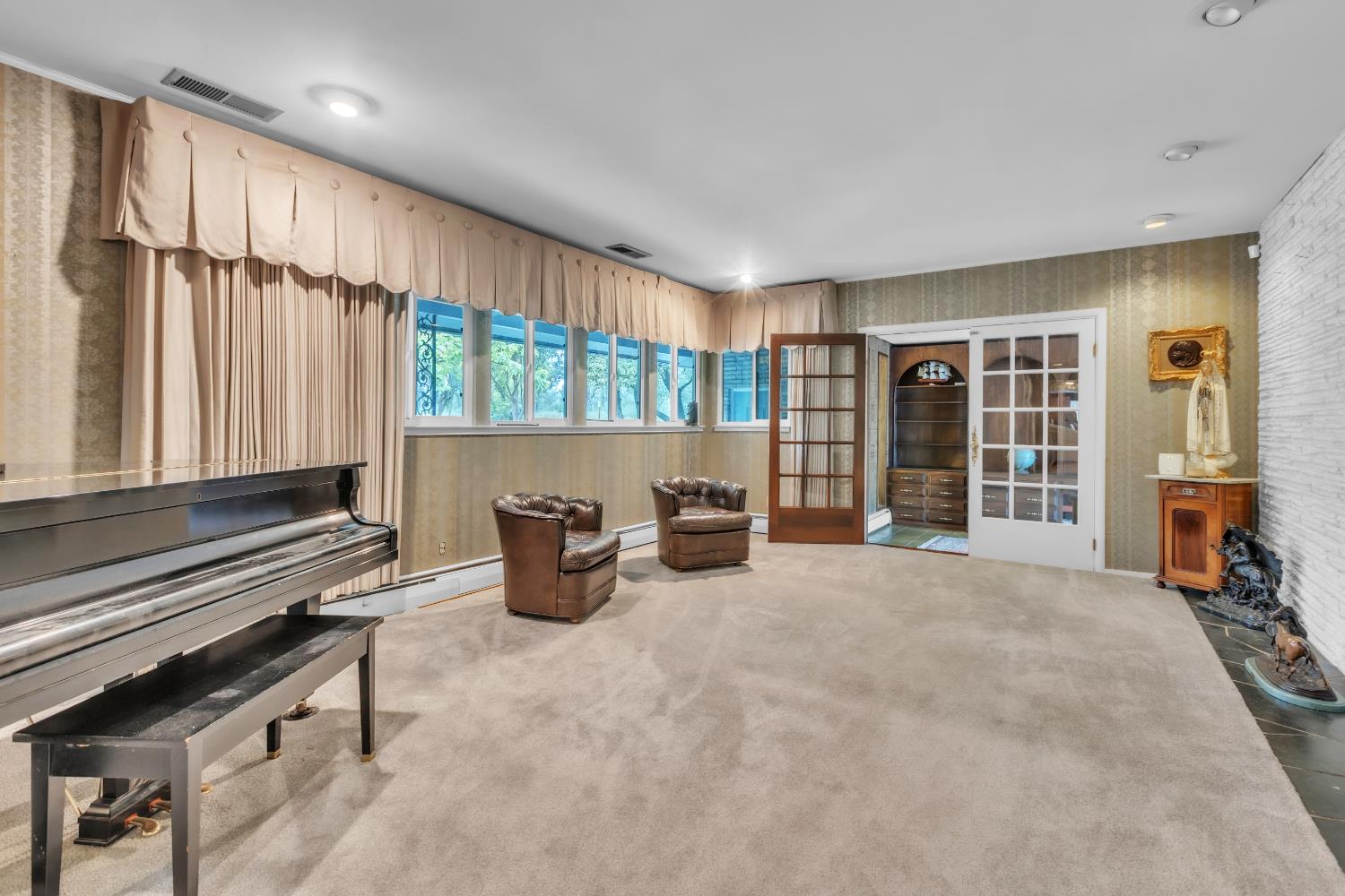 Granite Bay, California, 95746, United States, 5 Bedrooms Bedrooms, ,4 BathroomsBathrooms,Residential,Active,2044605