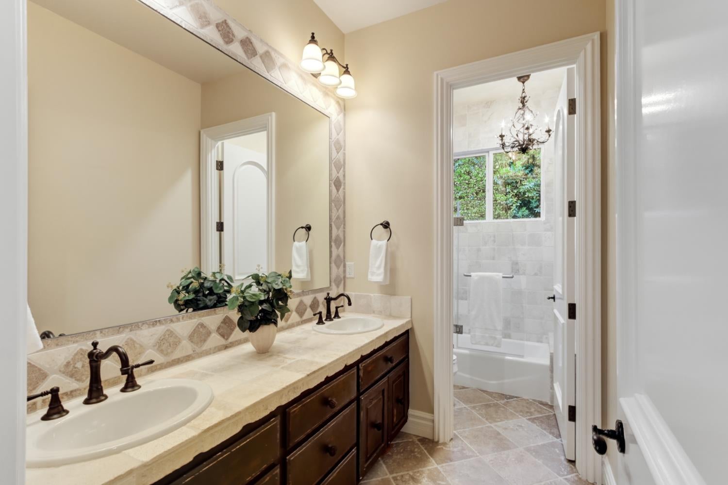 Granite Bay, California, 95746, United States, 4 Bedrooms Bedrooms, ,4 BathroomsBathrooms,Residential,Active,2045564