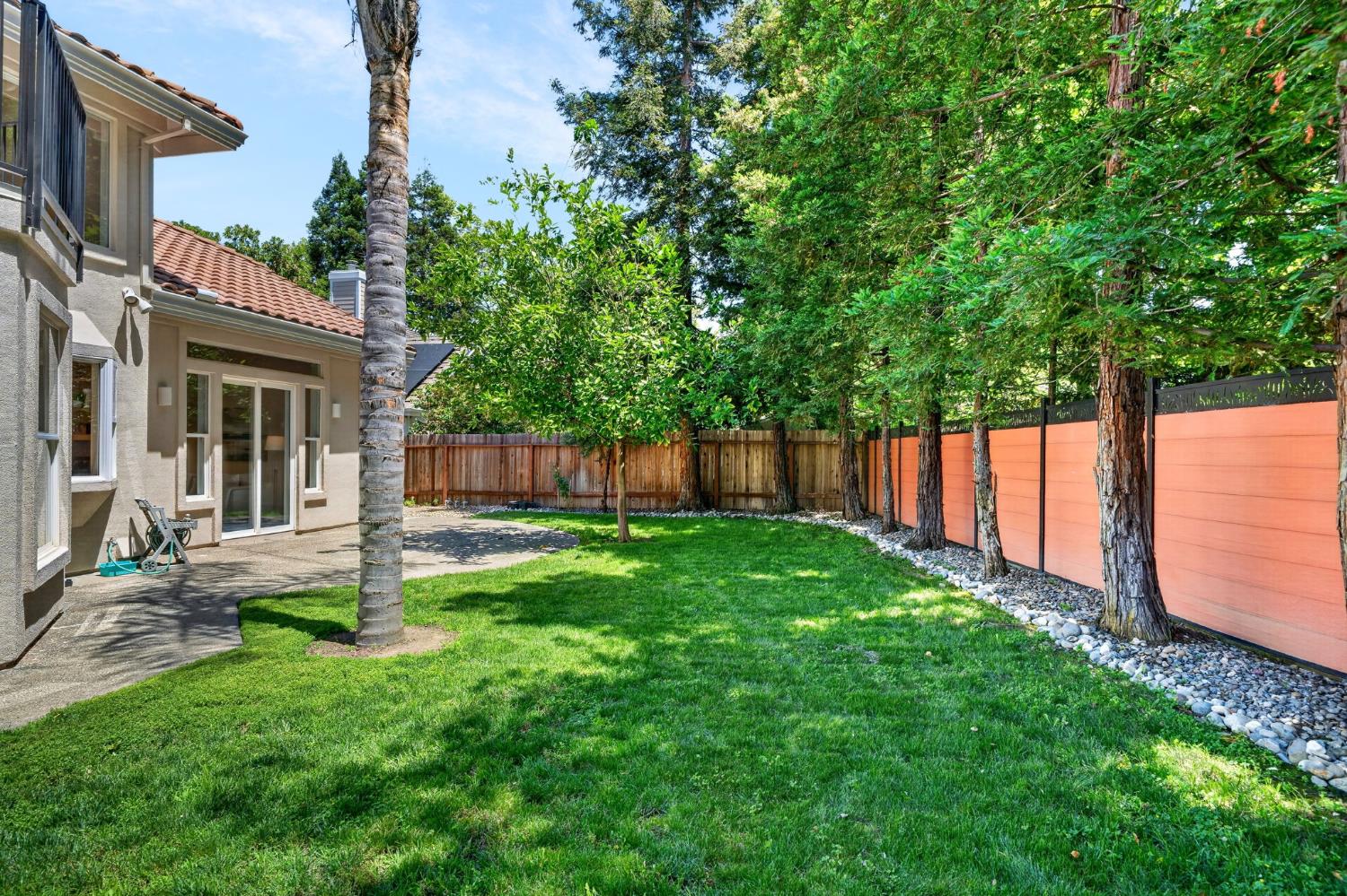 Davis, California, 95618, United States, 4 Bedrooms Bedrooms, ,3 BathroomsBathrooms,Residential,Pending,2045806