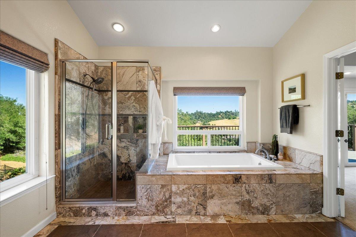 Newcastle, California, 95658, United States, 3 Bedrooms Bedrooms, ,3 BathroomsBathrooms,Residential,Active,1798198