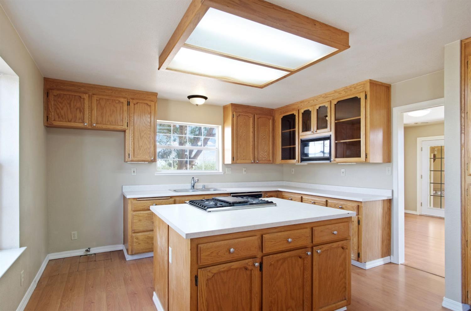 Hickman, California, 95323, United States, 4 Bedrooms Bedrooms, ,3 BathroomsBathrooms,Residential,Active,1954442