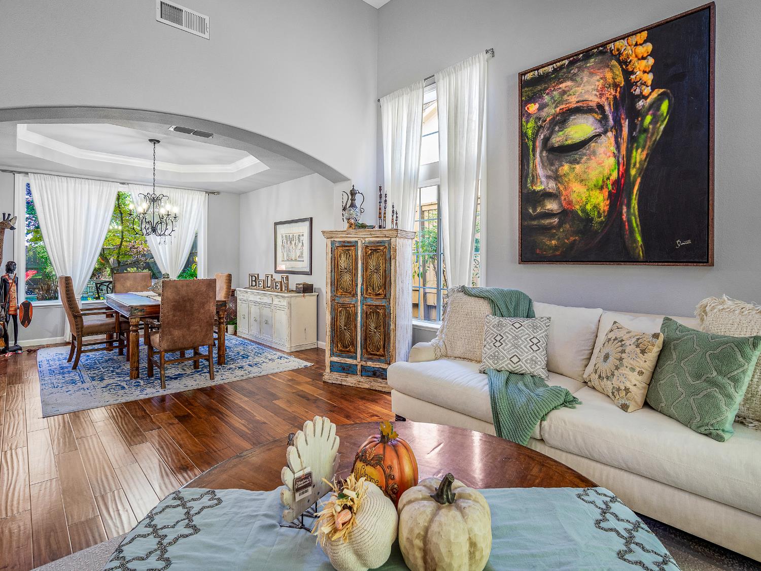 El Dorado Hills, California, 95762, United States, 4 Bedrooms Bedrooms, ,3 BathroomsBathrooms,Residential,Active,1967105