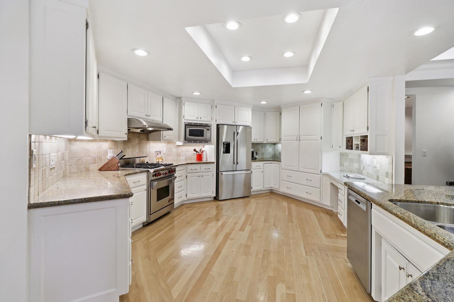 Carmichael, California, 95608, United States, 4 Bedrooms Bedrooms, ,3 BathroomsBathrooms,Residential,Active,2007341