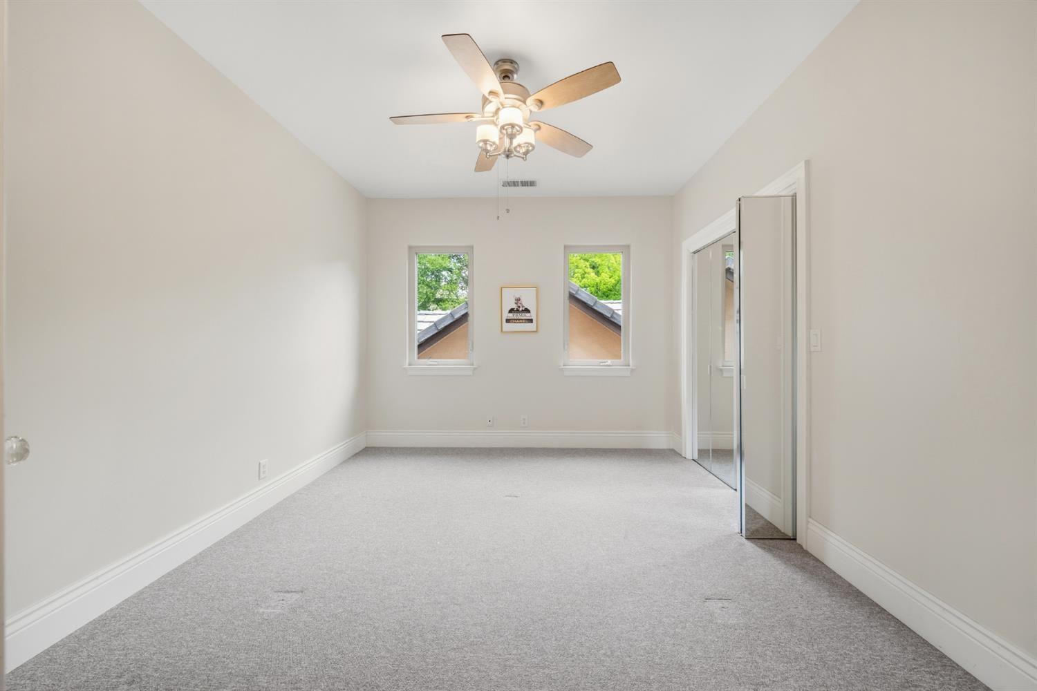 Loomis, California, 95650, United States, 5 Bedrooms Bedrooms, ,5 BathroomsBathrooms,Residential,Active,2041664