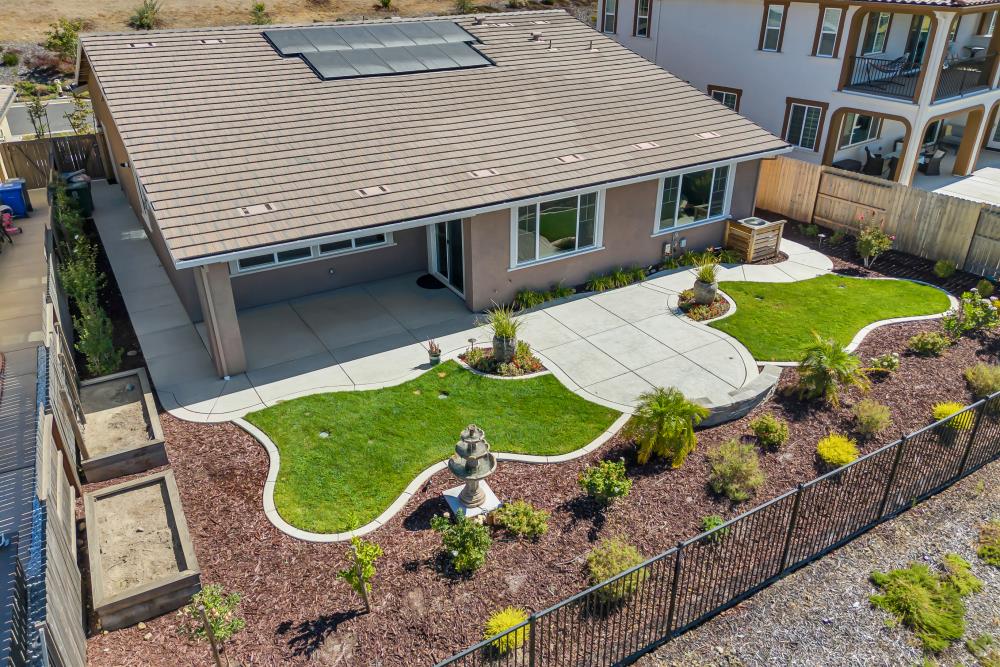 Folsom, California, 95630, United States, 4 Bedrooms Bedrooms, ,3 BathroomsBathrooms,Residential,Active,1922343