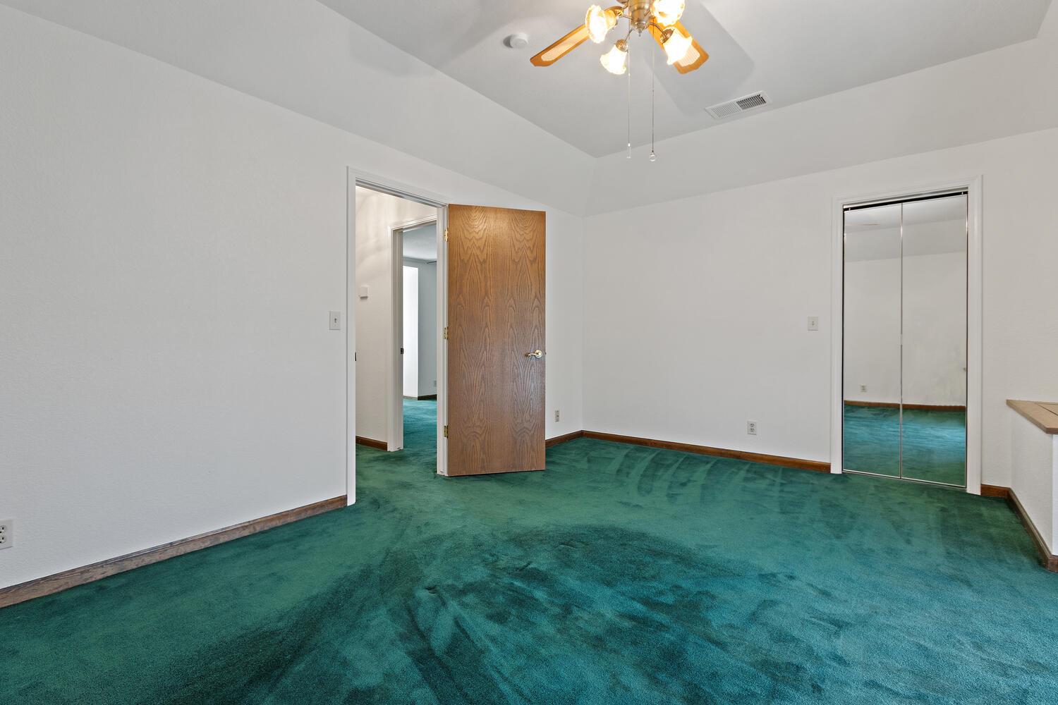 Davis, California, 95618, United States, 4 Bedrooms Bedrooms, ,3 BathroomsBathrooms,Residential,Active,1914765