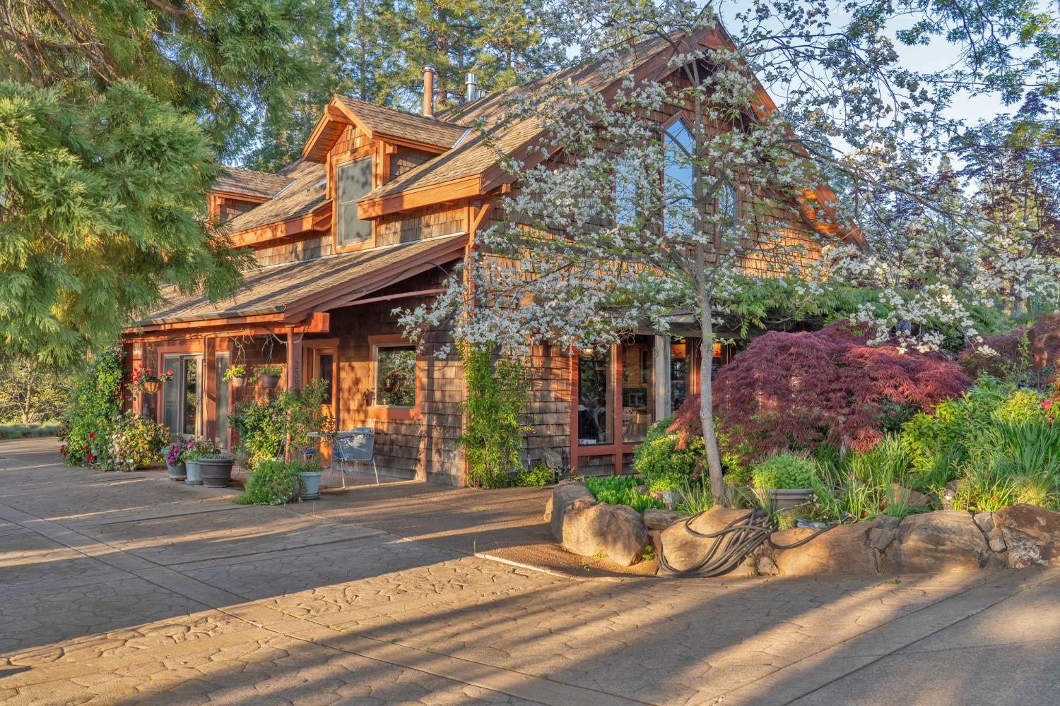 Placerville, California, 95667, United States, 3 Bedrooms Bedrooms, ,3 BathroomsBathrooms,Residential,Active,1834323