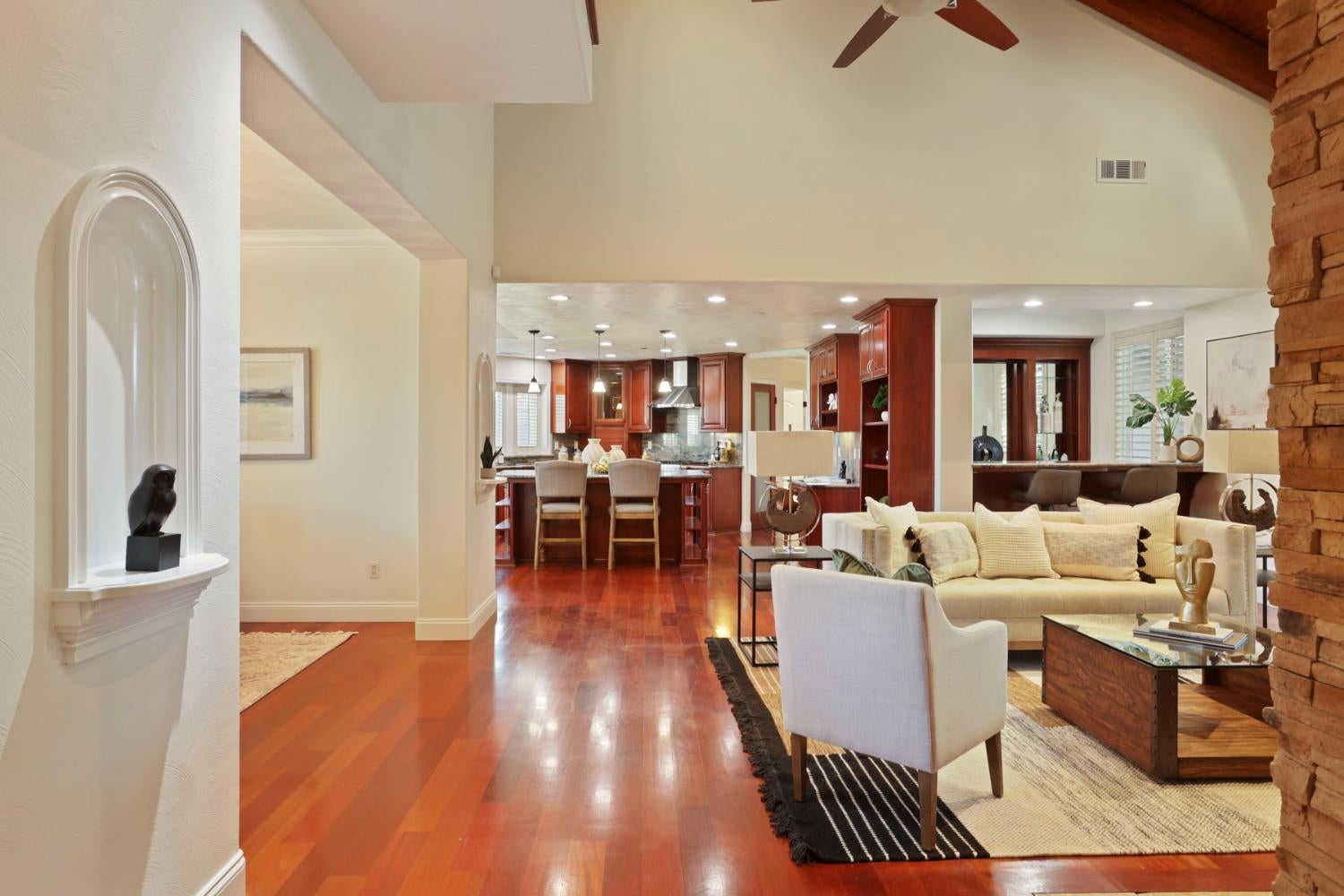 Modesto, California, 95356, United States, 3 Bedrooms Bedrooms, ,3 BathroomsBathrooms,Residential,Active,2009003