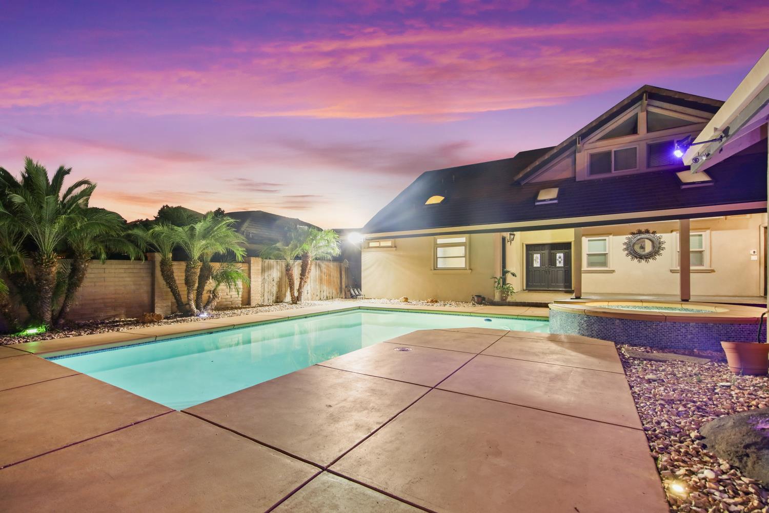 Stockton, California, 95219, United States, 4 Bedrooms Bedrooms, ,5 BathroomsBathrooms,Residential,Active,1970940