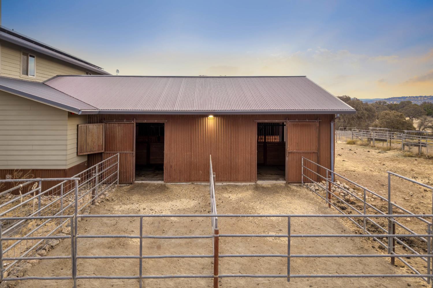 Smartsville, California, 95977, United States, 1 Bedroom Bedrooms, ,3 BathroomsBathrooms,Residential,Active,1952299