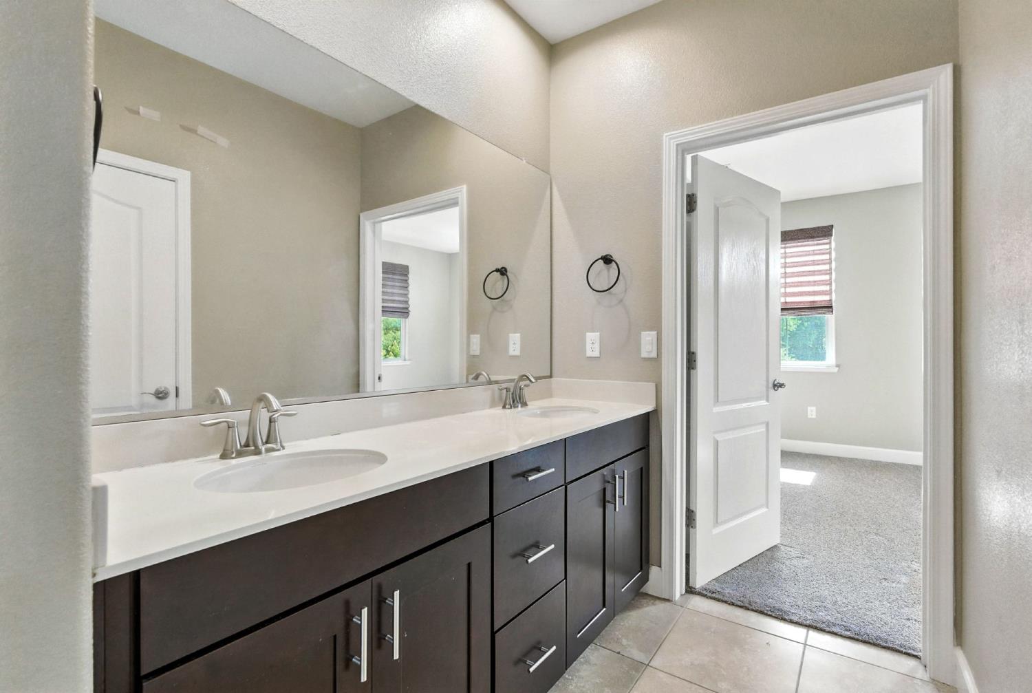Davis, California, 95616, United States, 3 Bedrooms Bedrooms, ,3 BathroomsBathrooms,Residential,Active,1900388