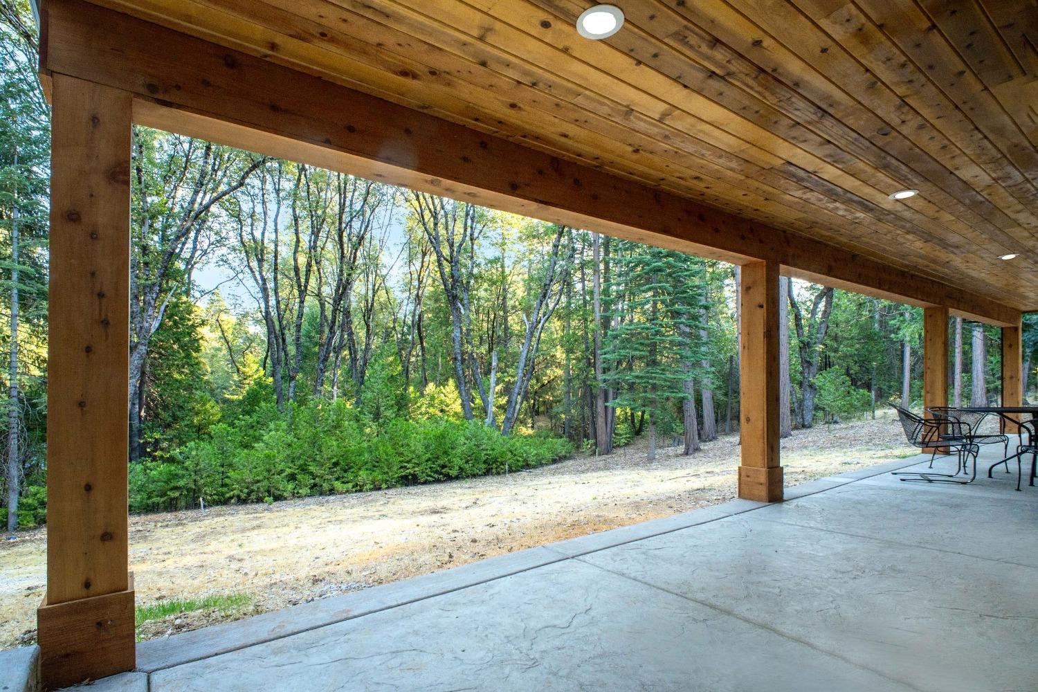 Nevada City, California, 95959, United States, 4 Bedrooms Bedrooms, ,5 BathroomsBathrooms,Residential,Active,1808164