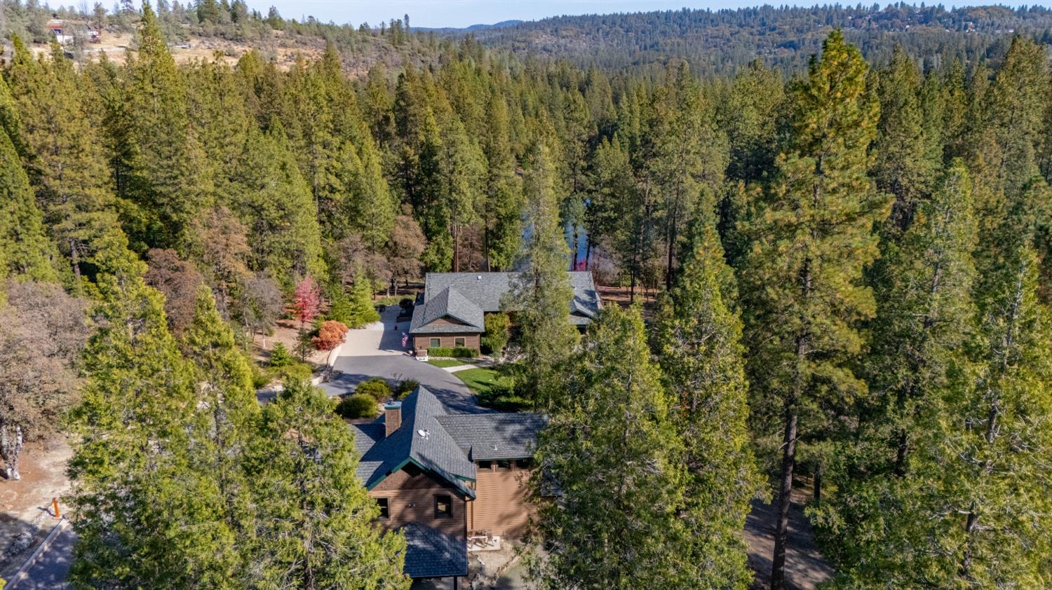 Nevada City, California, 95959, United States, 4 Bedrooms Bedrooms, ,4 BathroomsBathrooms,Residential,Active,2043131