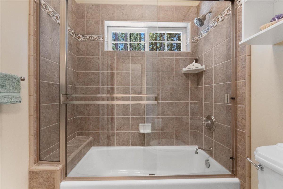 Grass Valley, California, 95945, United States, 4 Bedrooms Bedrooms, ,4 BathroomsBathrooms,Residential,Active,1798051