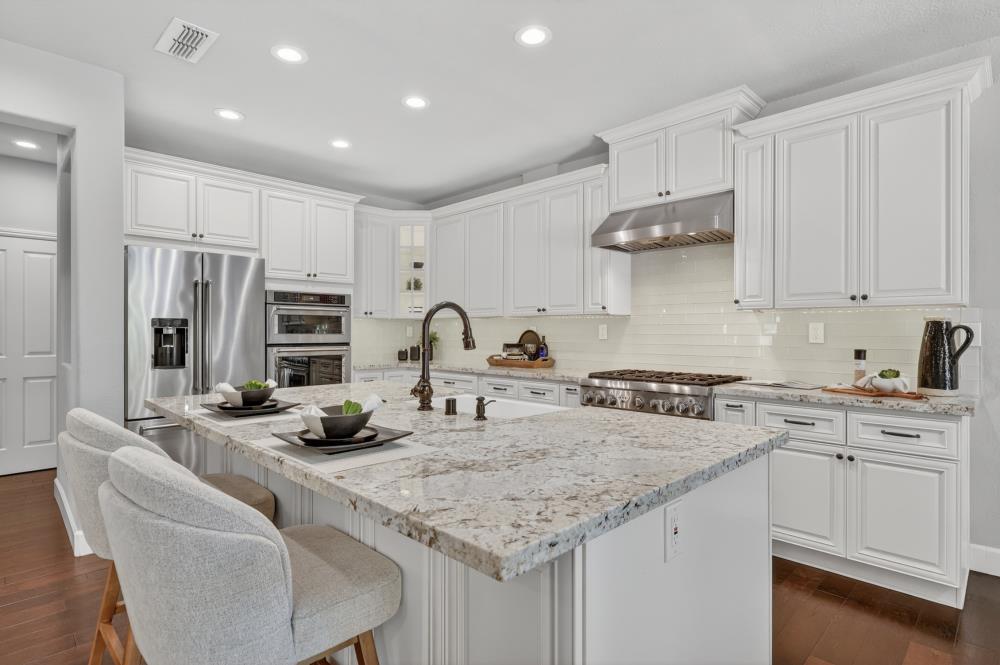 El Dorado Hills, California, 95762, United States, 5 Bedrooms Bedrooms, ,3 BathroomsBathrooms,Residential,Pending,2045616