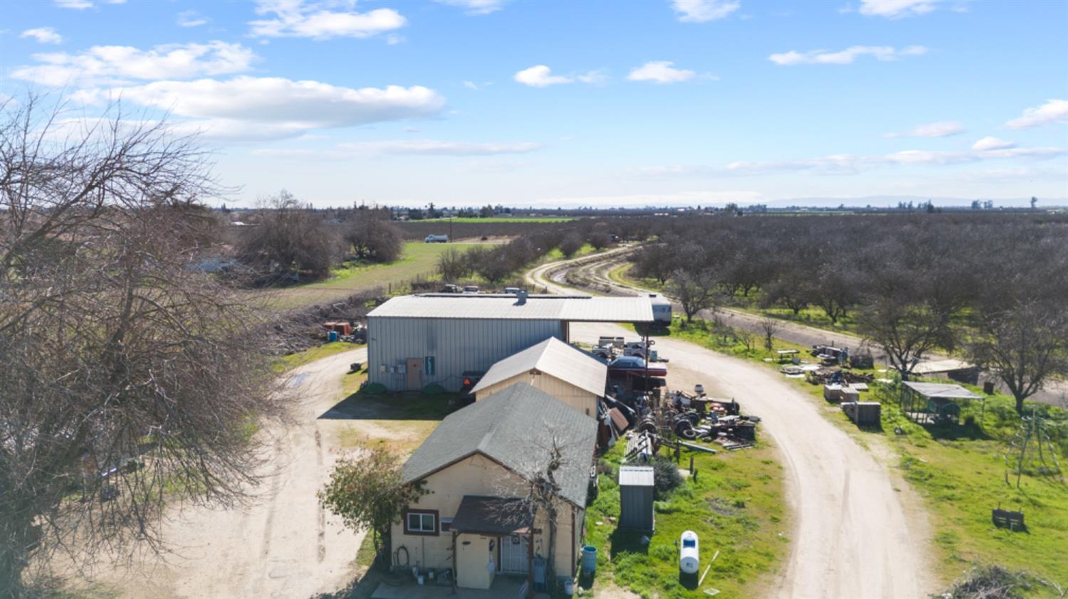 Livingston, California, 95334, United States, 4 Bedrooms Bedrooms, ,2 BathroomsBathrooms,Residential,Active,1808327