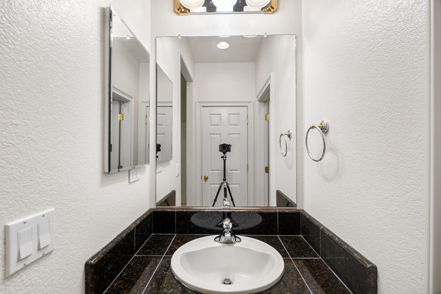 Roseville, California, 95661, United States, 5 Bedrooms Bedrooms, ,4 BathroomsBathrooms,Residential,Active,2006825