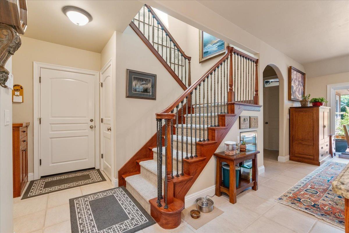 Grass Valley, California, 95945, United States, 4 Bedrooms Bedrooms, ,4 BathroomsBathrooms,Residential,Active,1798051