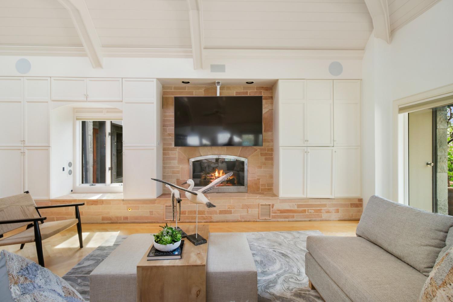 Sacramento, California, 95827, United States, 6 Bedrooms Bedrooms, ,7 BathroomsBathrooms,Residential,Active,1898041