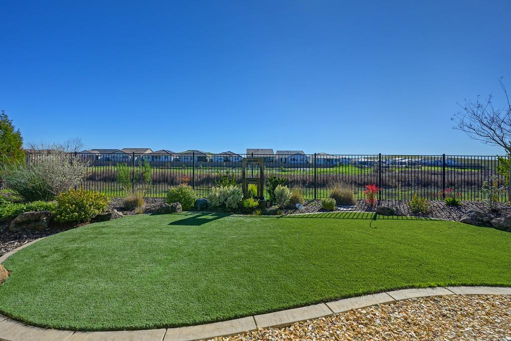 El Dorado Hills, California, 95762, United States, 2 Bedrooms Bedrooms, ,3 BathroomsBathrooms,Residential,Active,2009425