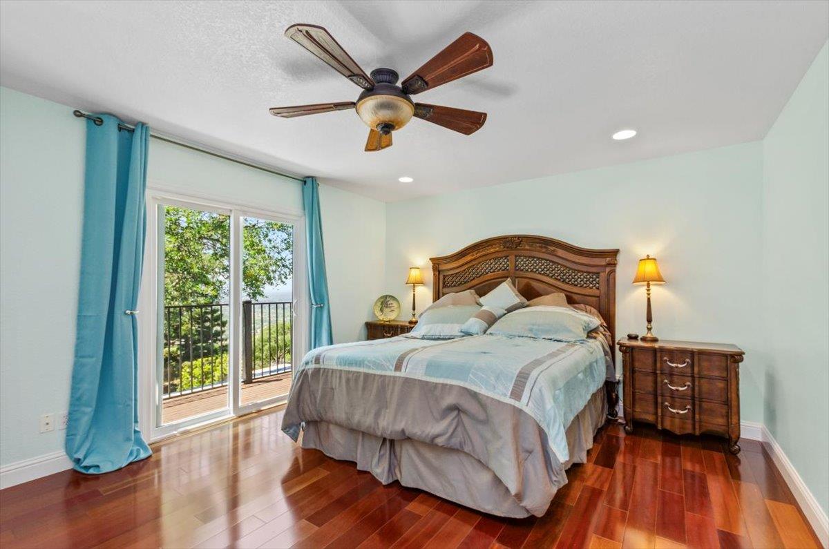 El Dorado Hills, California, 95762, United States, 4 Bedrooms Bedrooms, ,3 BathroomsBathrooms,Residential,Active,1894237