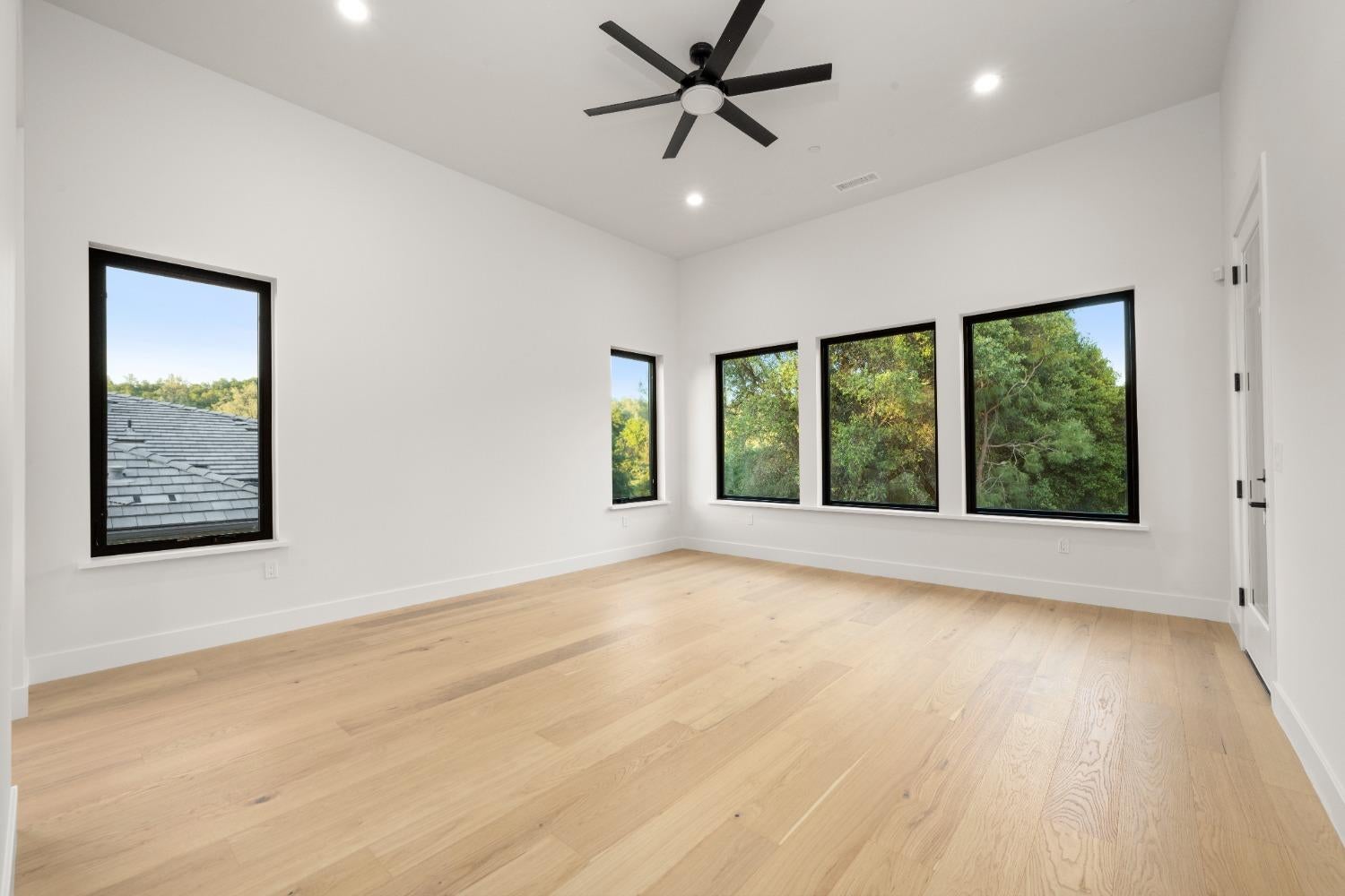 Auburn, California, 95602, United States, 4 Bedrooms Bedrooms, ,3 BathroomsBathrooms,Residential,Active,1959534