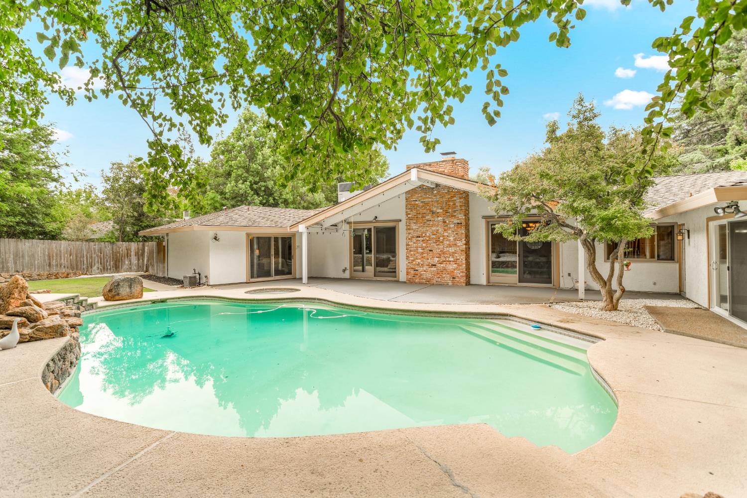 Sacramento, California, 95864, United States, 5 Bedrooms Bedrooms, ,3 BathroomsBathrooms,Residential,Active,1946308