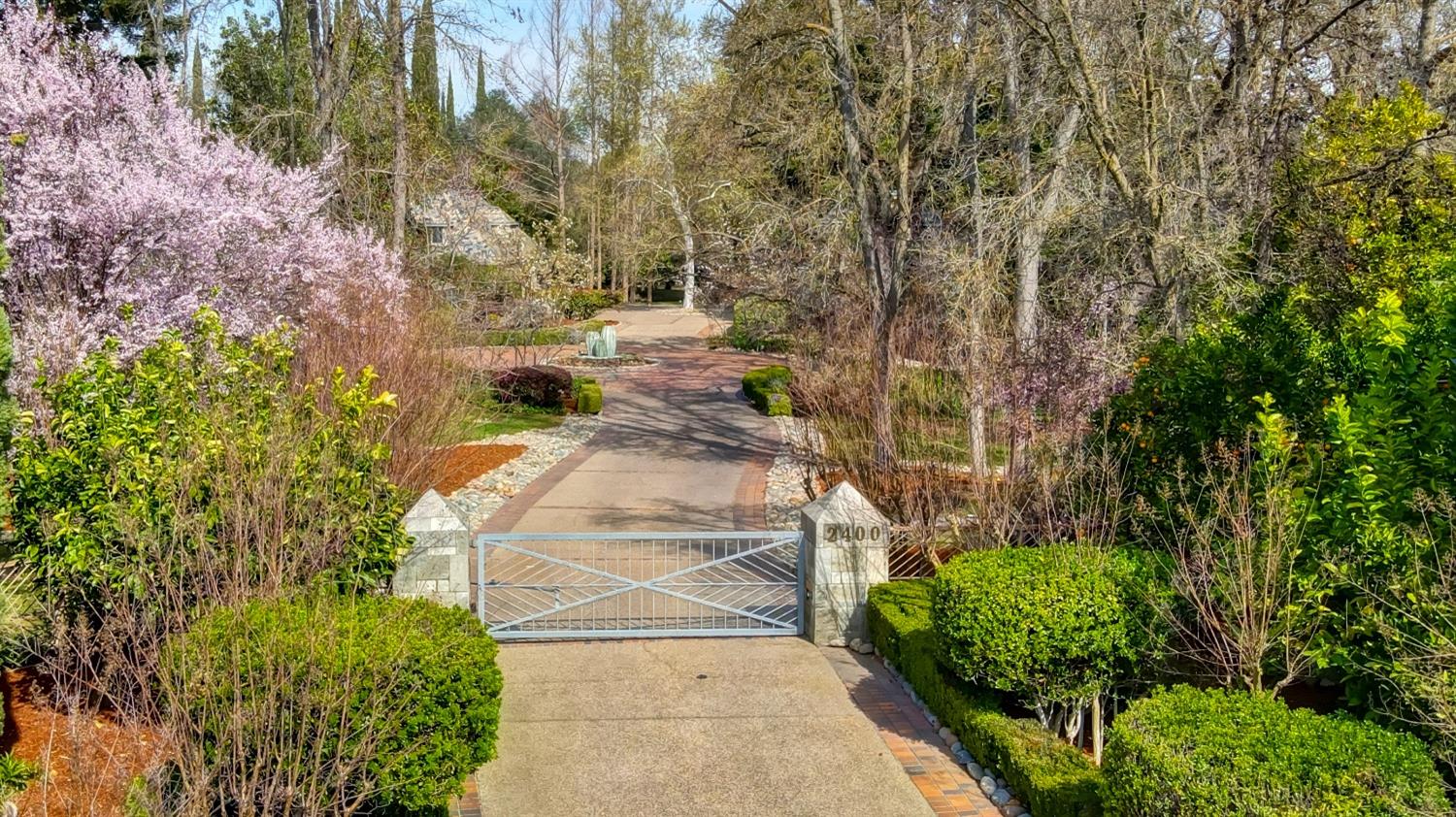 Sacramento, California, 95827, United States, 6 Bedrooms Bedrooms, ,7 BathroomsBathrooms,Residential,Active,1898041