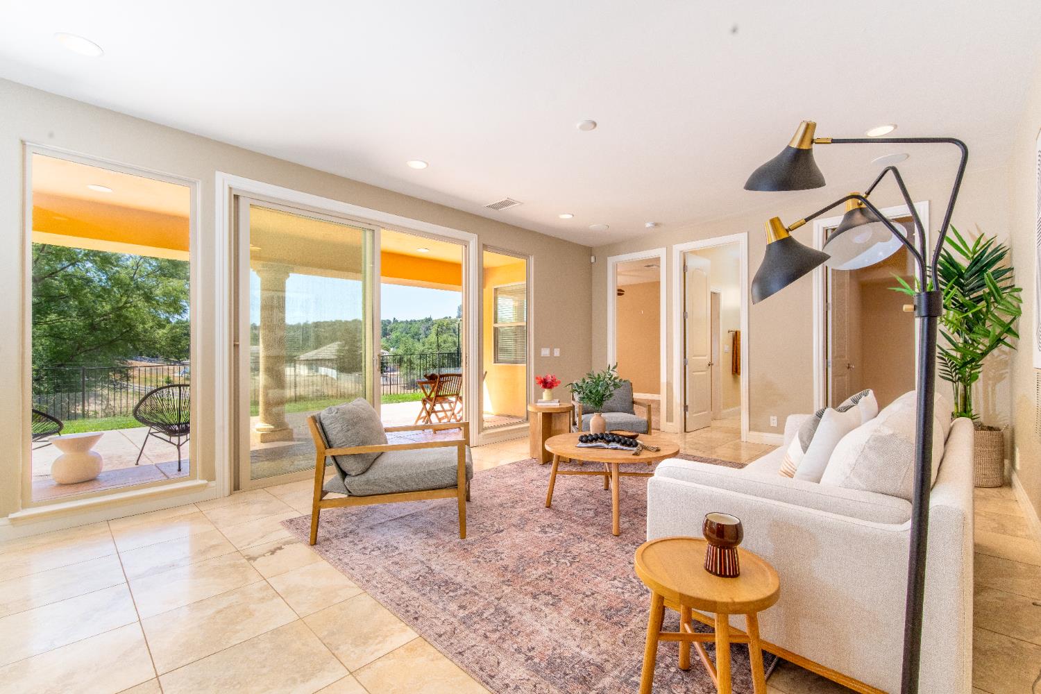Shingle Springs, California, 95682, United States, ,4 BathroomsBathrooms,Residential,Active,1829887