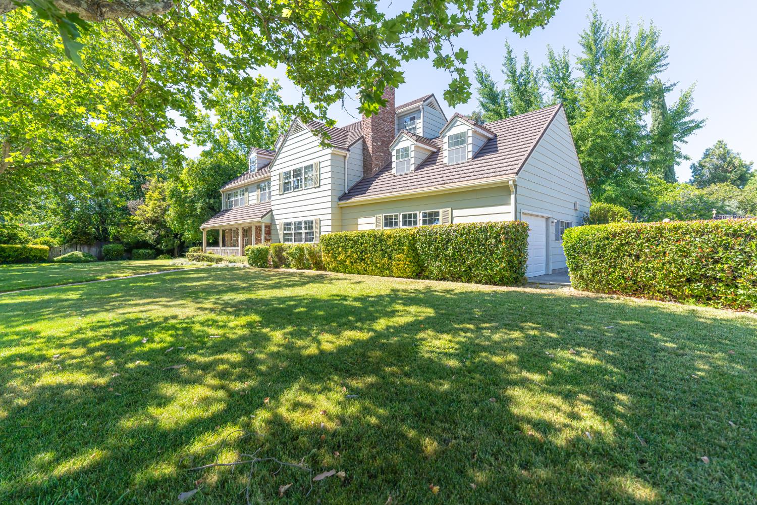 Woodland, California, 95695, United States, 5 Bedrooms Bedrooms, ,5 BathroomsBathrooms,Residential,Active,1907974