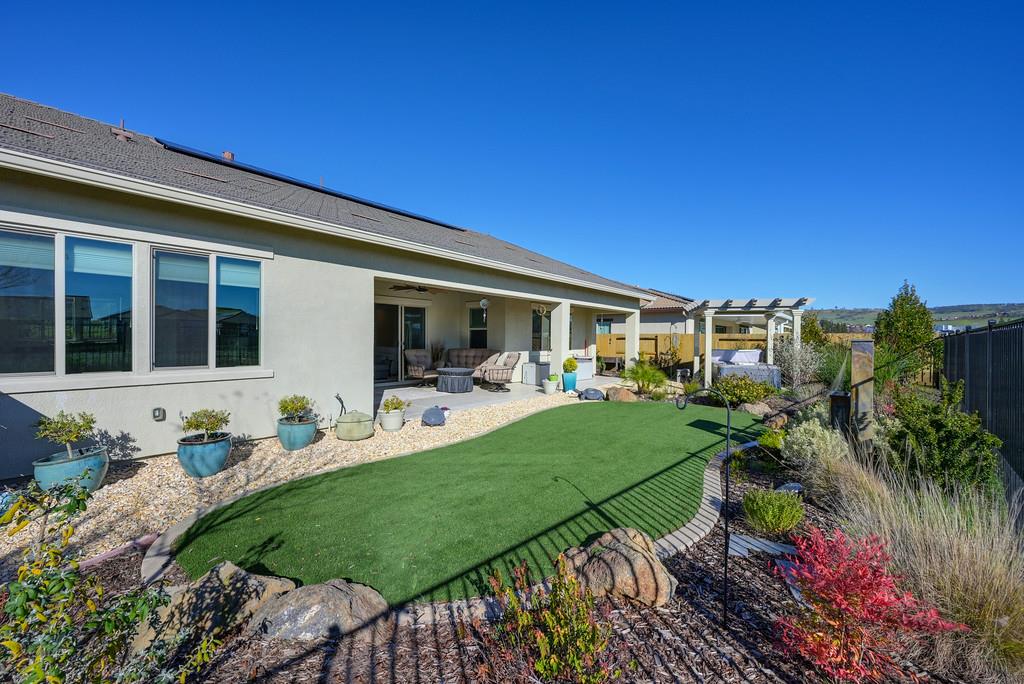 El Dorado Hills, California, 95762, United States, 2 Bedrooms Bedrooms, ,3 BathroomsBathrooms,Residential,Active,2009425