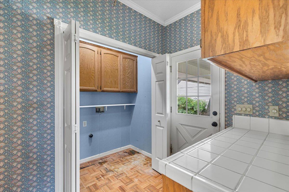 Galt, California, 95632, United States, 3 Bedrooms Bedrooms, ,3 BathroomsBathrooms,Residential,Active,1922295