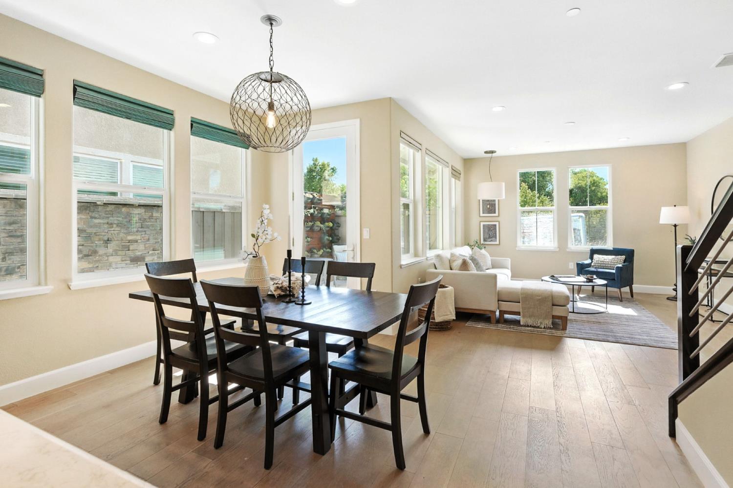 Davis, California, 95616, United States, 3 Bedrooms Bedrooms, ,3 BathroomsBathrooms,Residential,Active,1900388