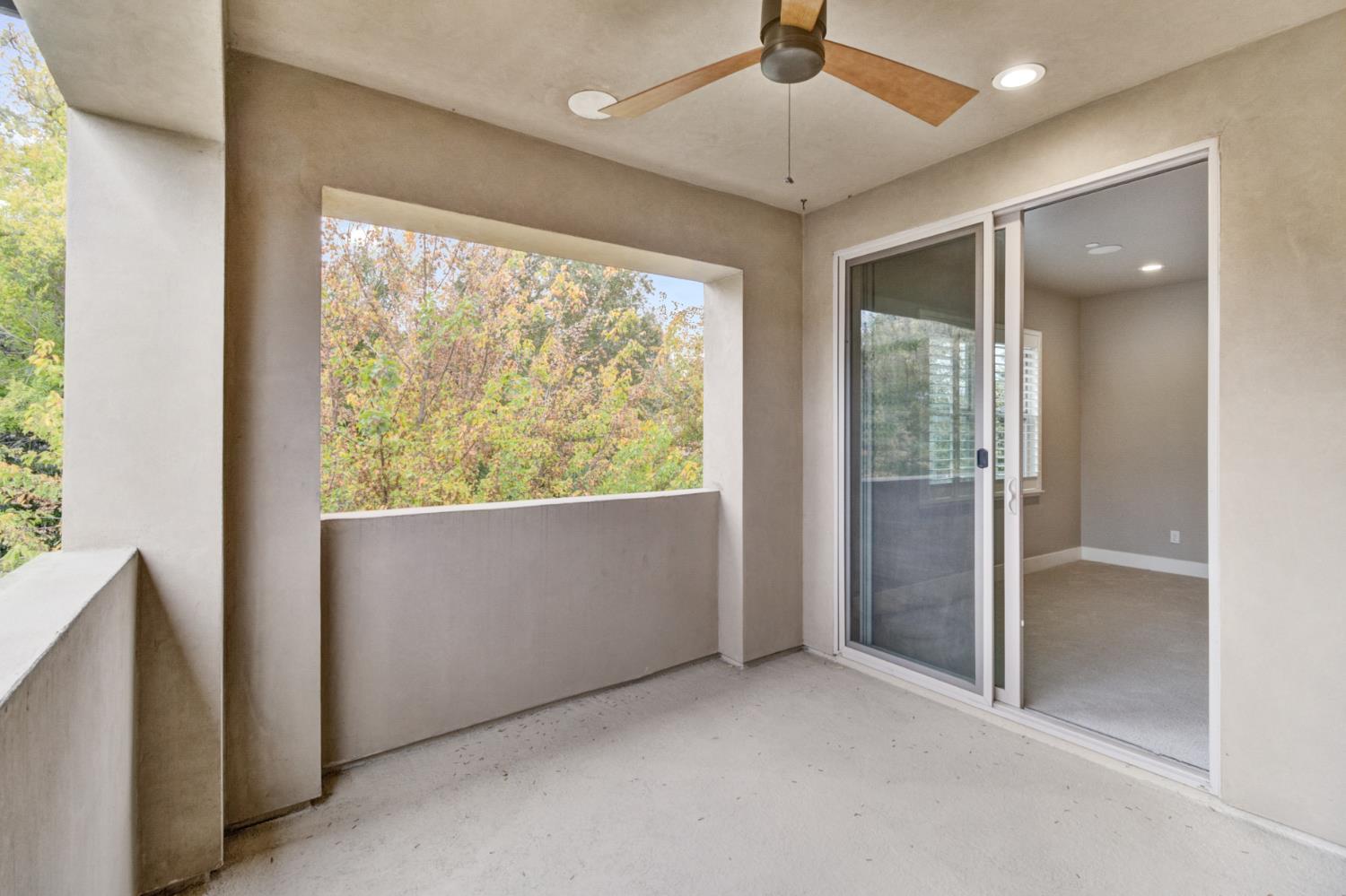 Sacramento, California, 95825, United States, 4 Bedrooms Bedrooms, ,4 BathroomsBathrooms,Residential,Active,1996302