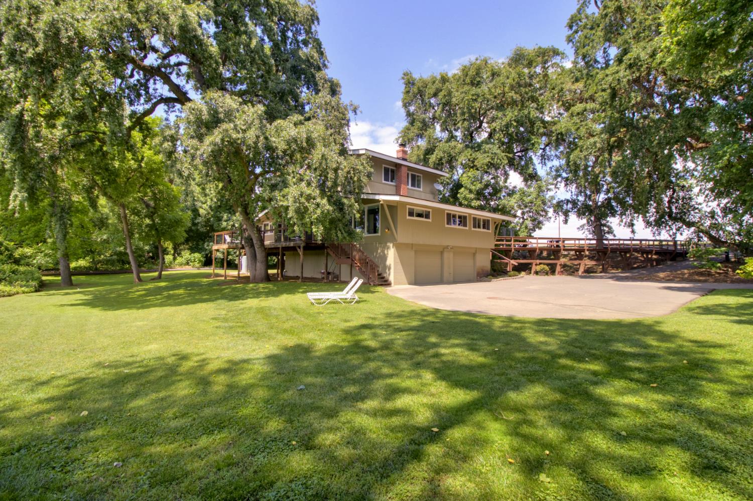 Sacramento, California, 95837, United States, 3 Bedrooms Bedrooms, ,2 BathroomsBathrooms,Residential,Active,2052080