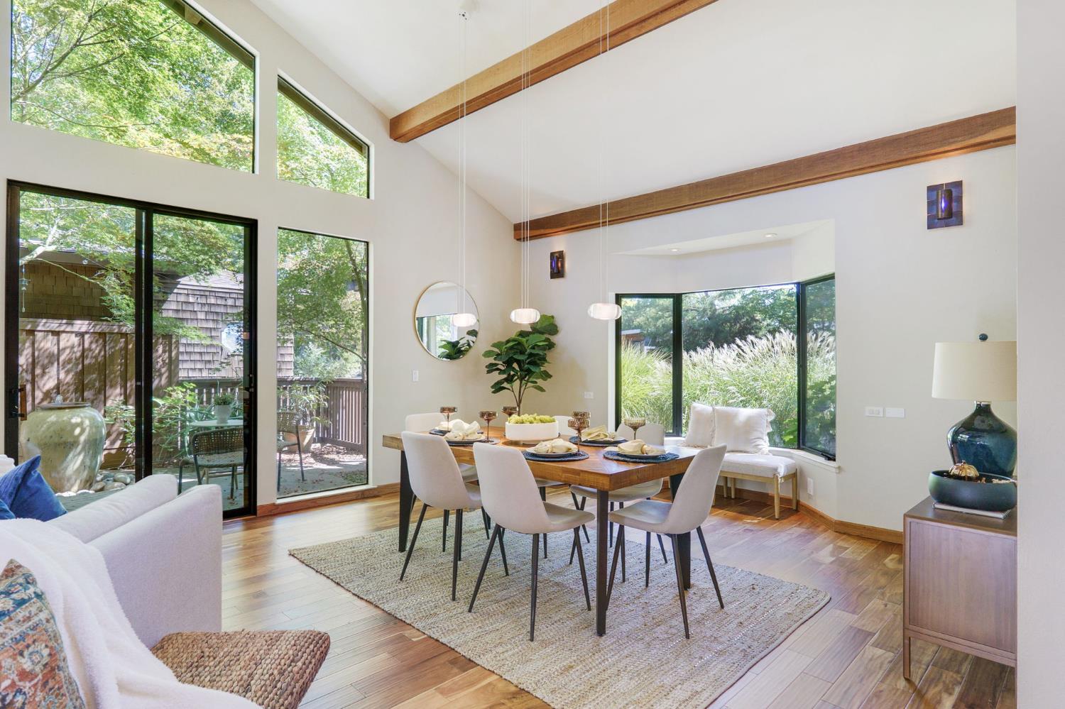 Davis, California, 95616, United States, 4 Bedrooms Bedrooms, ,4 BathroomsBathrooms,Residential,Active,1922349