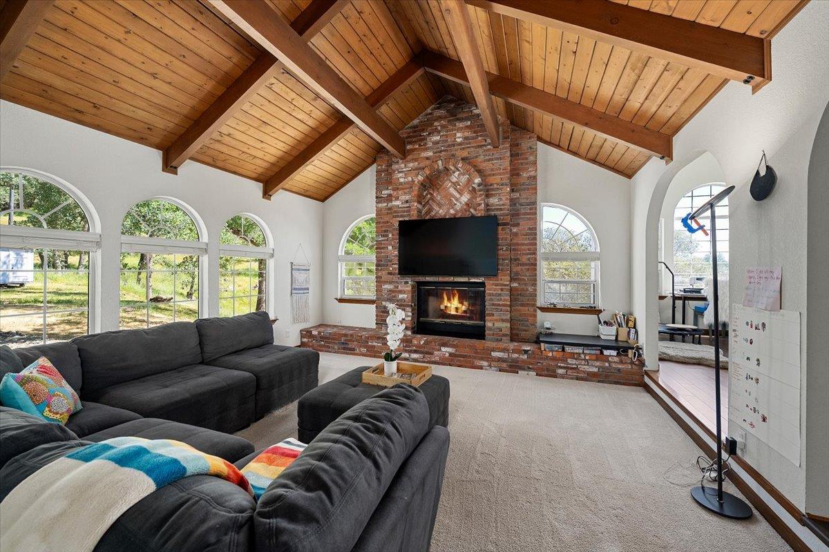 Placerville, California, 95667, United States, 4 Bedrooms Bedrooms, ,3 BathroomsBathrooms,Residential,Active,2034648