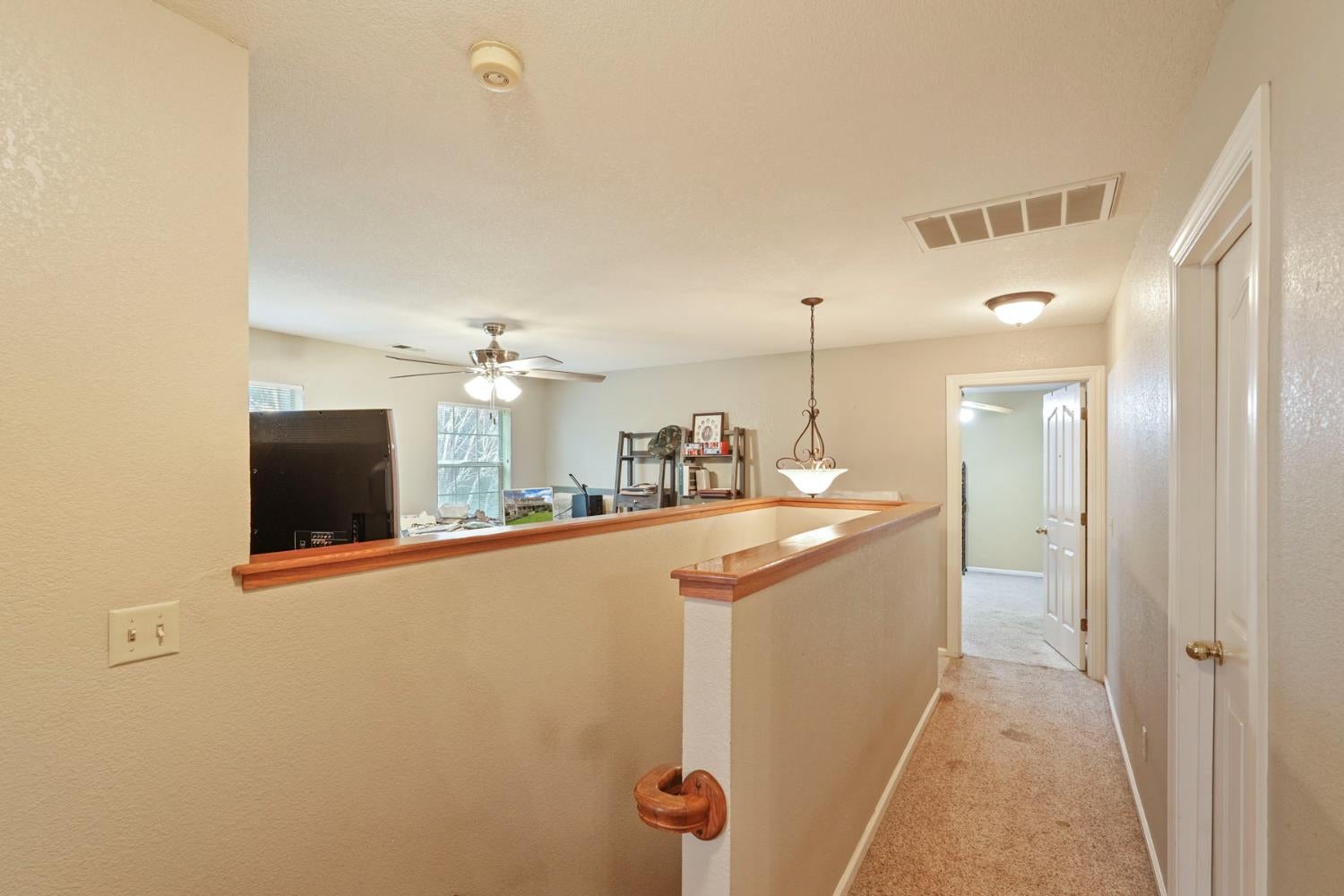 Lodi, California, 95240, United States, 3 Bedrooms Bedrooms, ,3 BathroomsBathrooms,Residential,Active,2001349